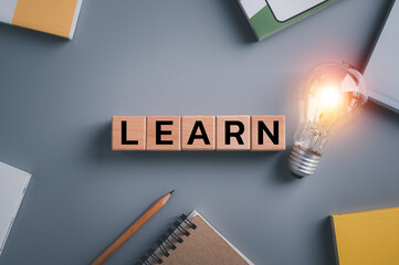 荣威油电混合切换按钮